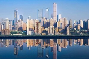 从镇江到重庆，我跑了三个月才看懂这盘AI海量发的棋