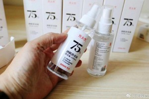 从摆摊被城管追到月入三万，我只做了这一个改变！